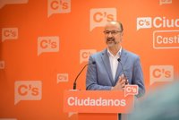 Fuentes confía en que el PP aparque sus "crisis internas" y se centre en lo que "preocupa" a los castellanoleoneses
