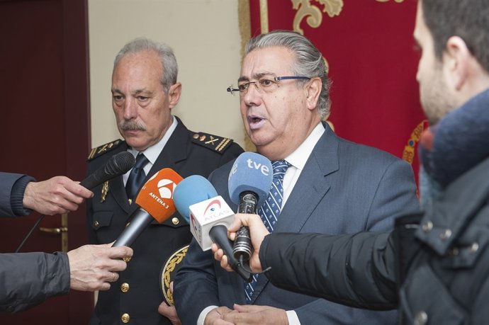 Juan Ignacio Zoido abans de viatjar al Níger