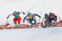 Los suecos Sandra Naeslund y Victor Oehling se adjudican las finales de skicross