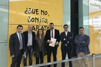 Costa Blanca cierra un acuerdo con Vueling para potenciar la llegada de turistas italianos a Alicante
