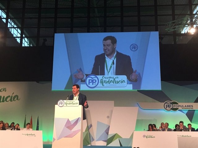 El presidente del PP-A, Juanma Moreno, en el Congreso Regional