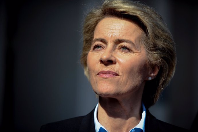  Ursula Von Der Leyen, Ministra De Defensa De Alemania