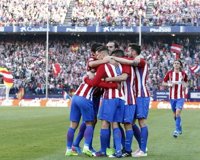 El Atlético somete al Sevilla y se acerca al tercer puesto