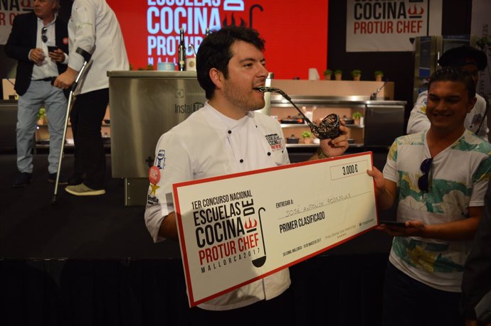 José Antonio Rodríguez, ganador del concurso de cocina ProturChef