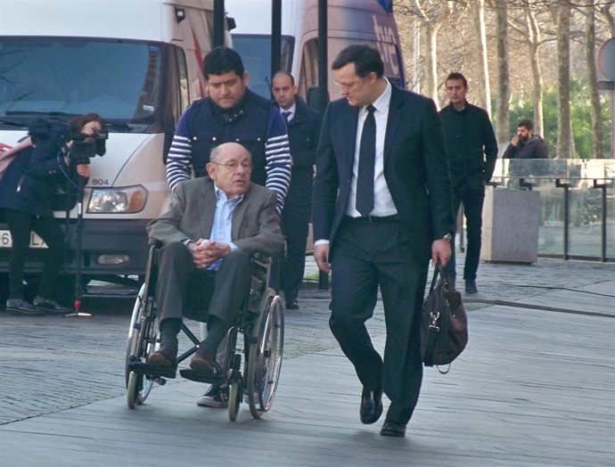 Fèlix Millet llegando al juicio en la Ciudad de la Justicia en la cuarta jornada