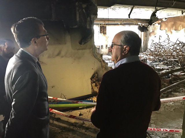 El alcalde de Murcia visita las instalaciones afectadas por incendio