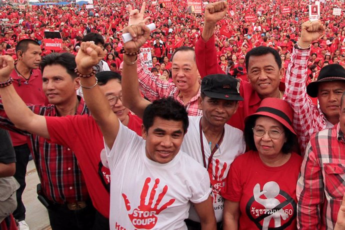 El líder del movimiento opositor de Tailandia 'camisa roja', Yosvaris Chuklom.