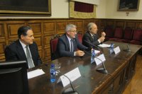 El expresidente Arístides Royo de Panamá protagoniza el segundo foro universitario Voces por Iberoamérica