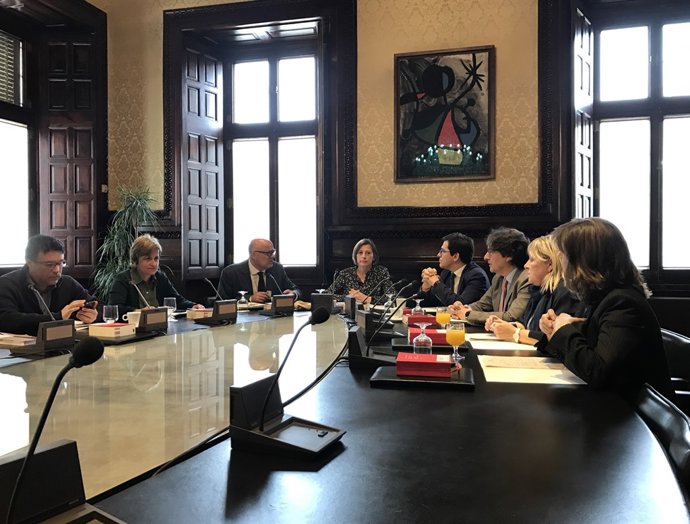 Mesa  del Parlament