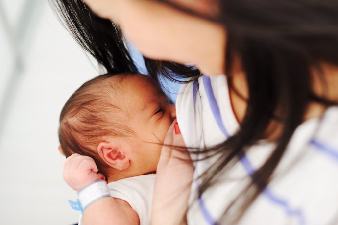 La lactancia es una buena actividad para ayudar al desarrollo de prematuros