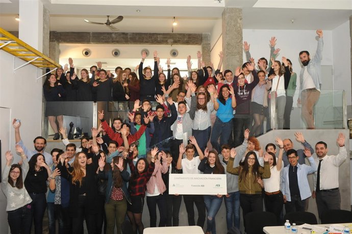 Participantes en el Campamento de Innovación de la AEB