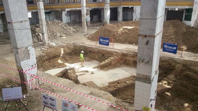 Excavaciones en el mercado de la Puerta de la Carne.