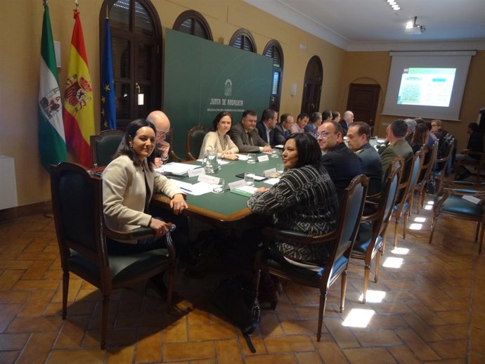 Crespín (izda.) en la constitución de los comités asesores