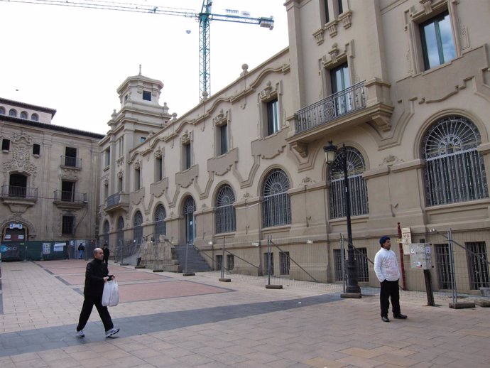 Edificio de Correos en la Plaza de San Agustín de Logroño