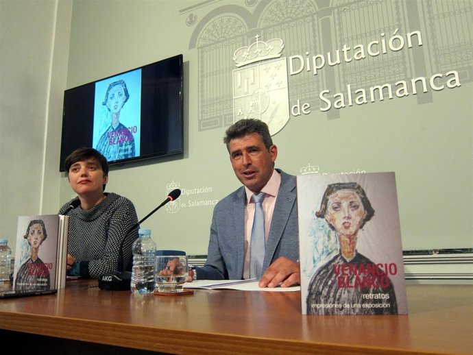  Nuria Urbano Y Julián Barrera En La Presentación.                      