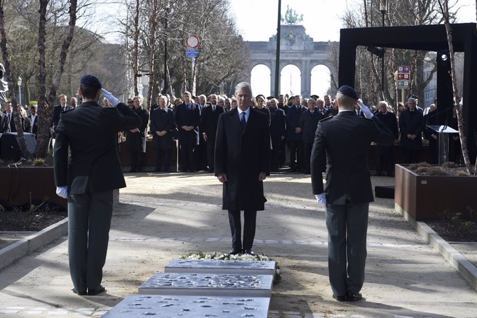 Rey Felipe de Bélgica en aniversario de atentados de Bruselas