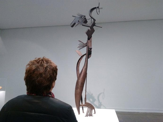 La exposición 'Las constelaciones de Julio González: entre la representación y l