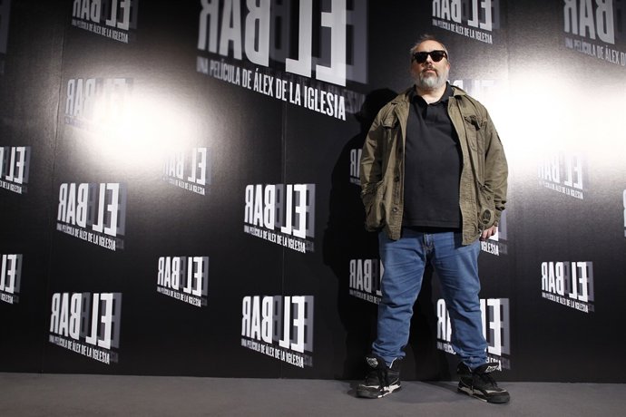 Álex de la Iglesia finalitza el rodatge de la pel·lícula 'El bar'