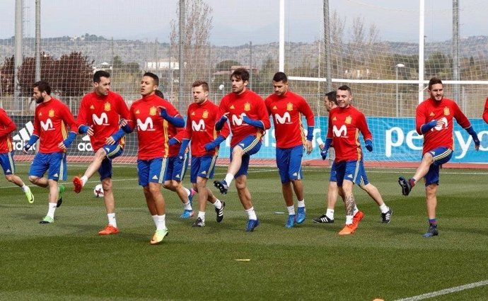 Javi Martínez en el entrenamiento de la selección