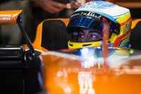 Fernando Alonso inicia su decimosexta temporada envuelto de nuevo en la incertidumbre