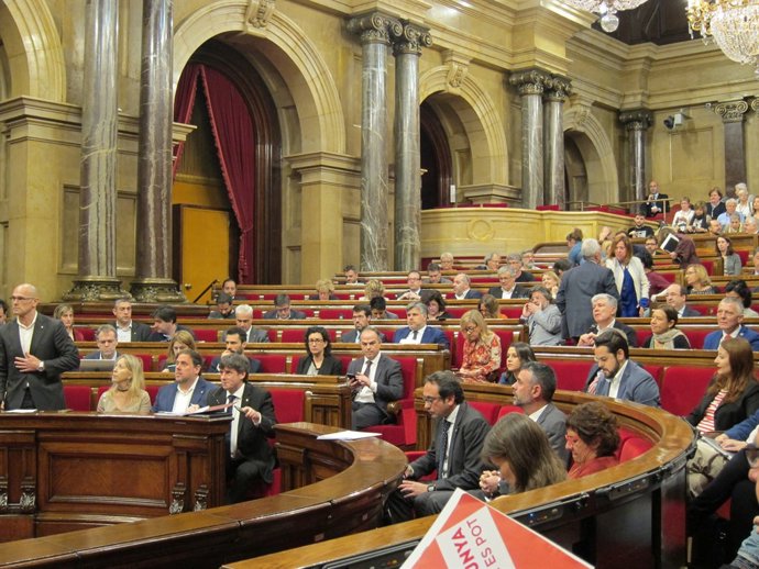 Ple del Parlament                          