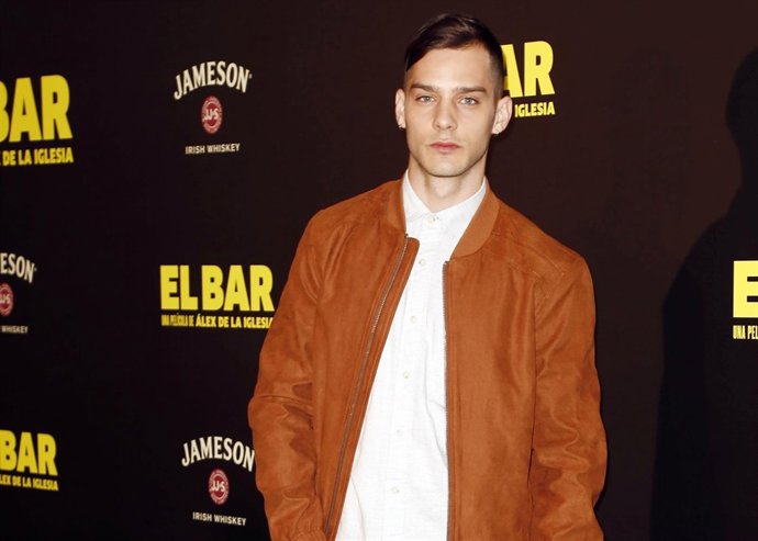 Joel Bosqued acude al estreno de la película 'El Bar'./ Europa Press