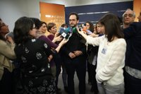 Hernando (PSOE) acusa a Iglesias de "hacer el gamberro" en el Congreso y a Cañamero de practicar "una especie de acoso"