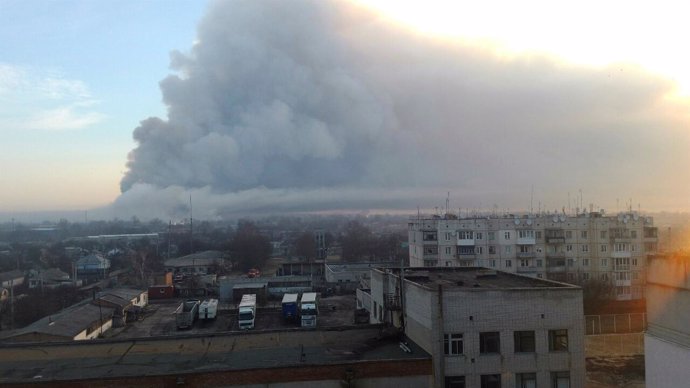 Incendio en un depósito de armas en el este de Ucrania 