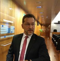 Educación estudia "dilatar" hasta 2019 las oposiciones al cuerpo de Maestros de Infantil y Primaria 