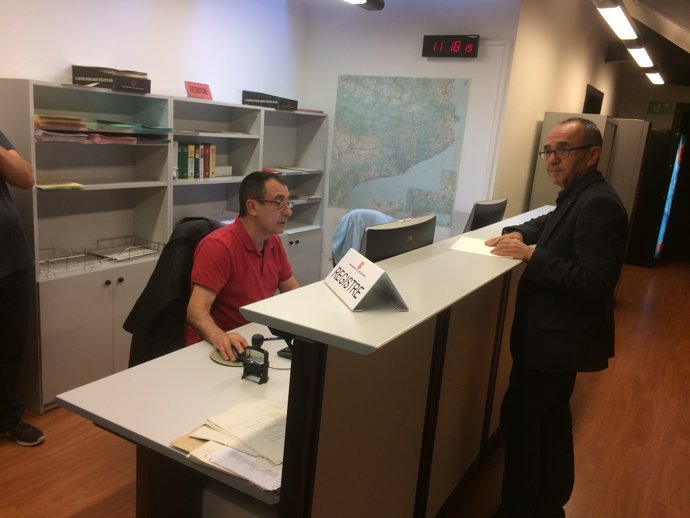El diputat Joan Coscubiela (SíQueEsPot) en el registre del Parlament