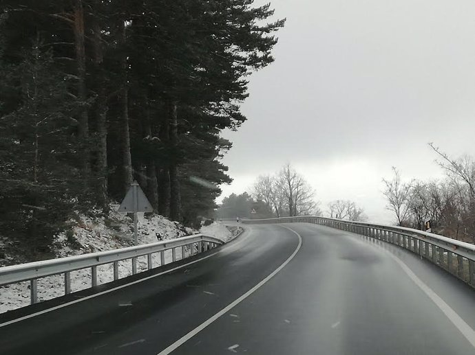 Carretera madrileña tras la nevada