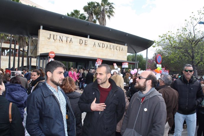 Ismael Sánchez y Miguel Ángel Bustamante en la movilización