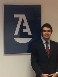 El leonés José Antonio Amilivia se hace con una beca del Consejo de la Abogacía para su Delegación en Bruselas