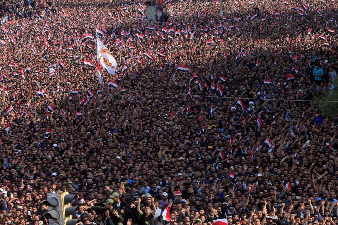 Masiva protesta en Bagdad convocada por Al Sadr 