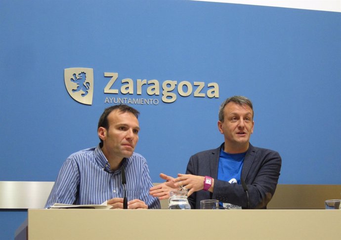 Pablo Muñoz y Fernando Rivarés, en rueda de prensa este viernes en Ayuntamiento