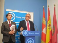 El PP buzoneará 30.000 dípticos para insister en que el soterramiento "es posible"
