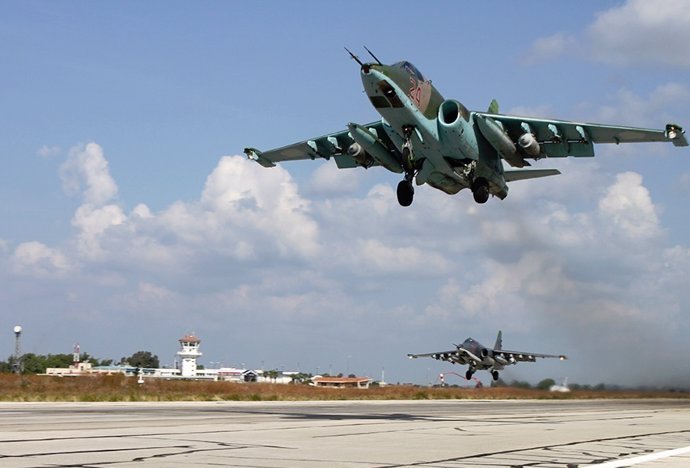 Caza ruso que participa en la ofensiva militar en Siria