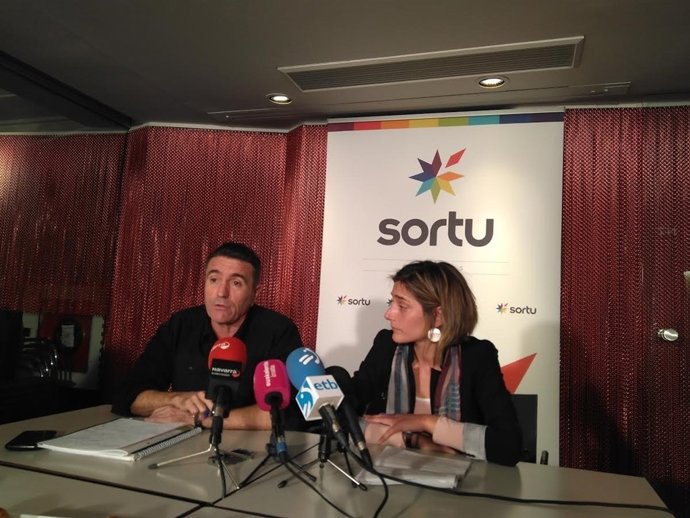 Bittor Rubio y Miren Zabaleta, de Sortu