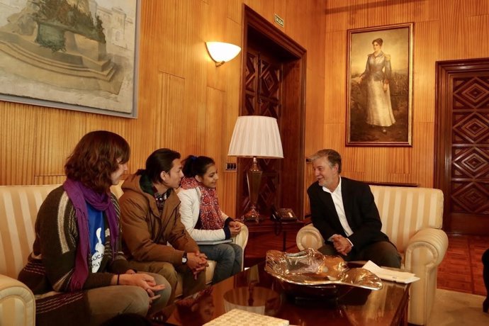 Encuentro en el Ayuntamiento