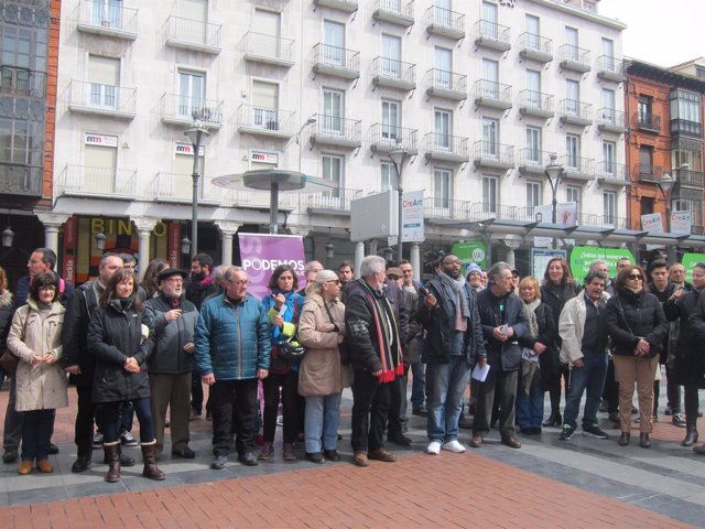  Valladolid. Acto De Podemos En Fuente Dorada                              