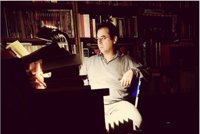 El poeta Javier Fernández, protagonista del ciclo 'Clásicos contemporáneos' en el centro cultural MVA