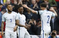 Defoe y Vardy tiran de Inglaterra