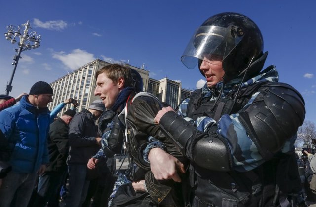 Detención durante una manifestación en Moscú