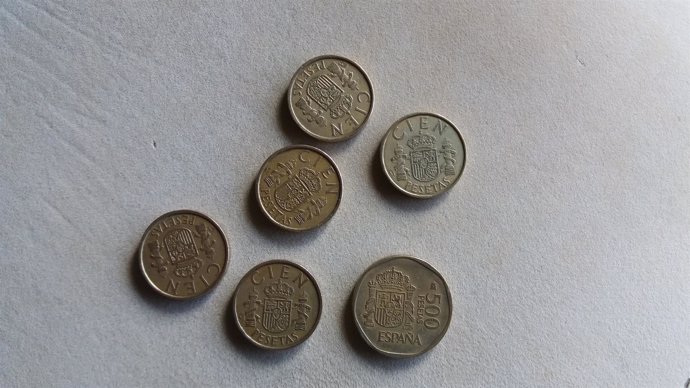 Pesetas, monedas antiguas, monedas de cien, monedas de quinientas