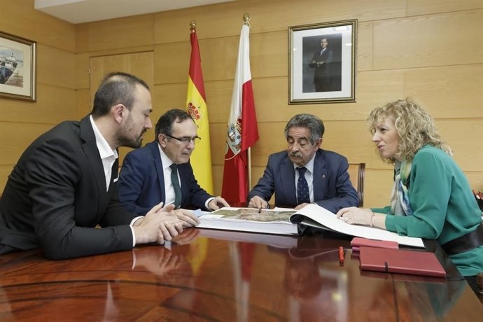 López Estrada, Cruz Viadero, Revilla y Tezanos. Torrelavega-soterramiento. 