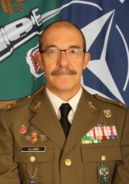 El teniente general Fernando Alejandre 