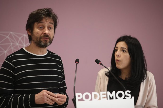 Roda de premsa d'Idoia Villanueva i Rafael Mayoral a la seu de Podem