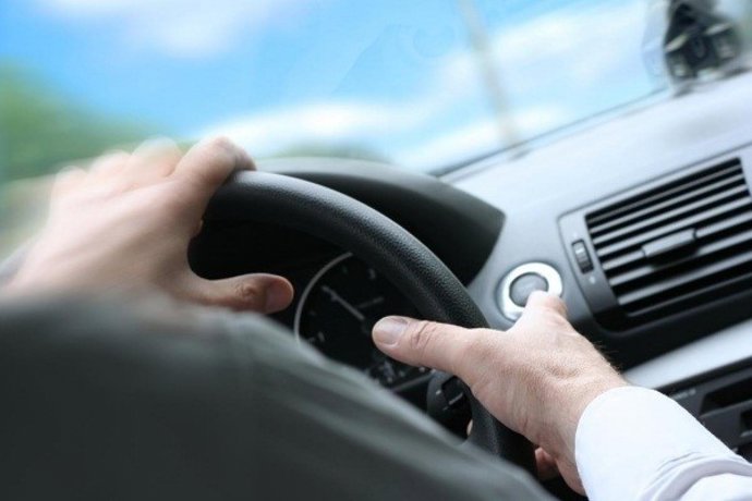 Conductor, vehicle, automòbil, cotxe, volant