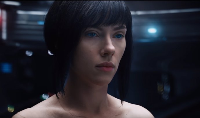 Scarlett Johansson en Ghost in the Shell: El alma de la máquina