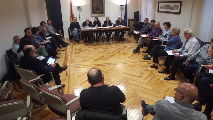 Reunión en Madrid de uno de los grupos de la candidatura de Pedro Sánchez